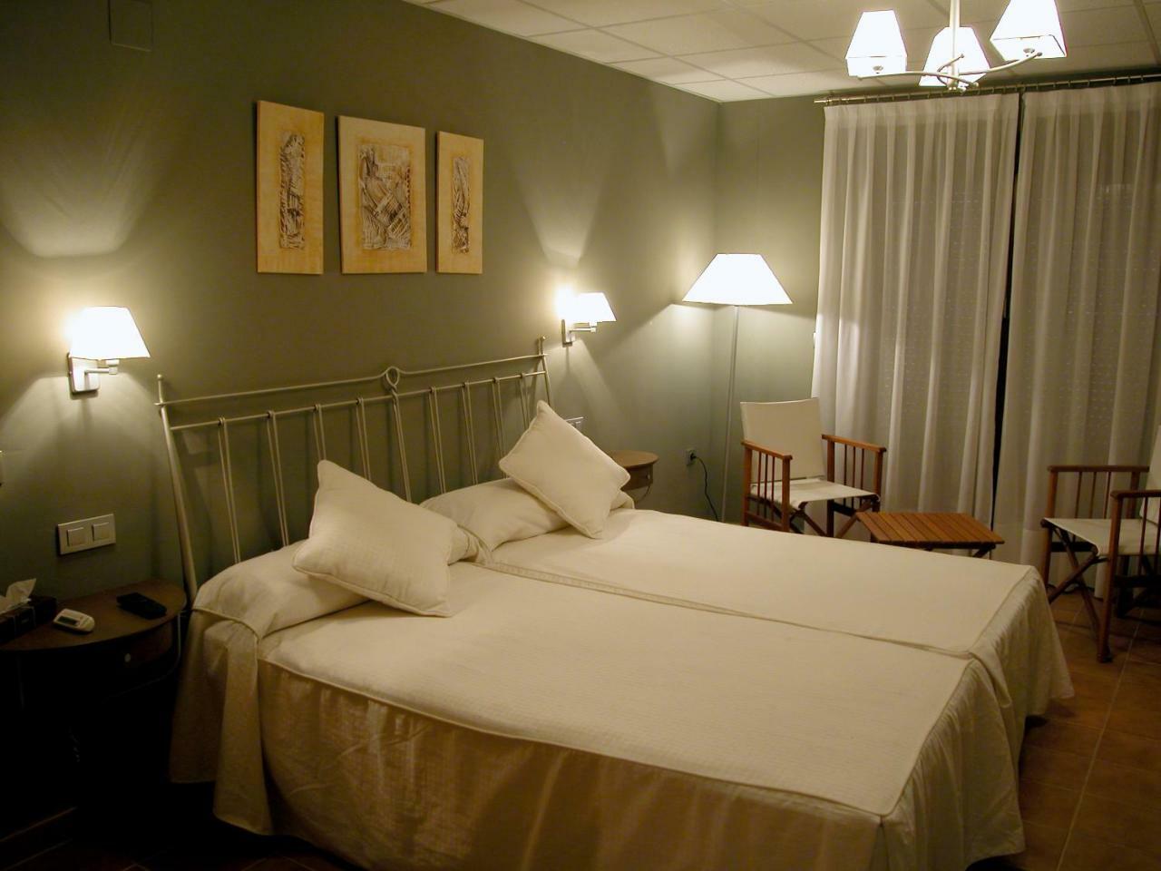 Hotel Villa De Estercuel Exteriér fotografie