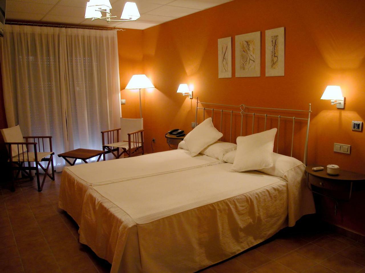 Hotel Villa De Estercuel Exteriér fotografie